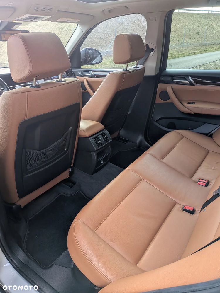 BMW X3 xDrive28i Sport-Aut xLine - 13