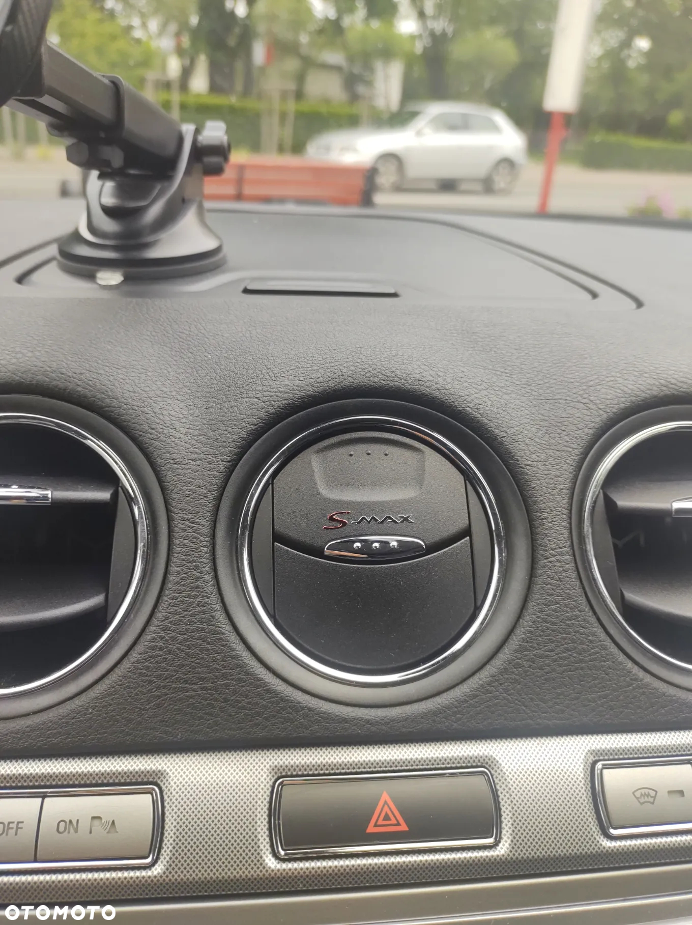 Ford S-Max - 27