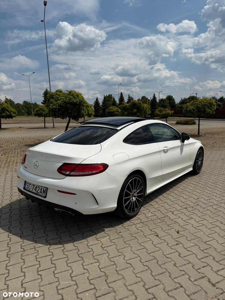 Mercedes-Benz Klasa C 300 9G-TRONIC - 9