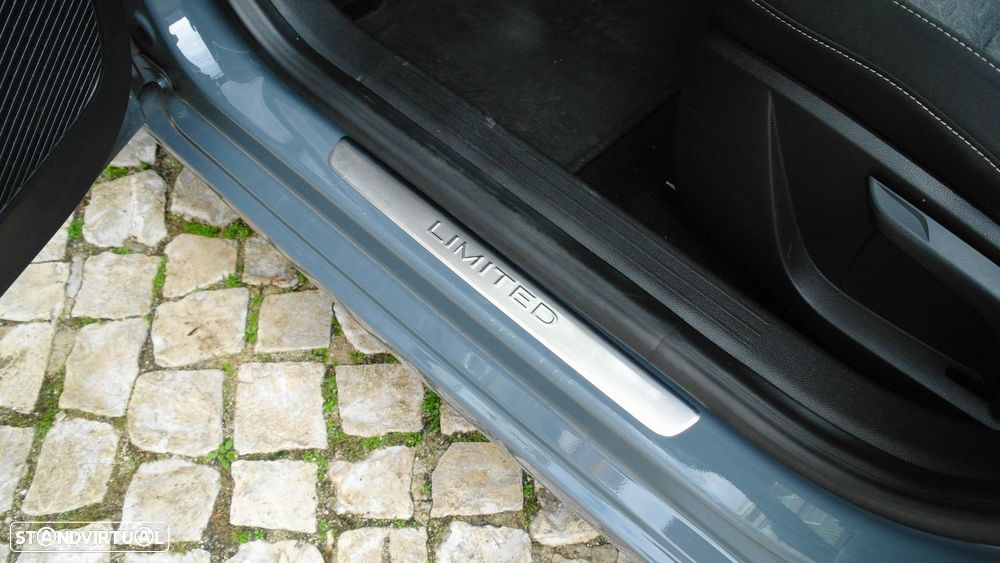 Renault Clio 1.0 TCe Limited - 28