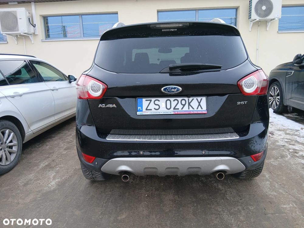 Ford Kuga 2.5 Titanium - 18