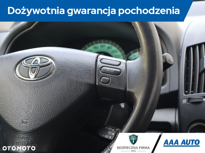 Toyota Corolla Verso - 22