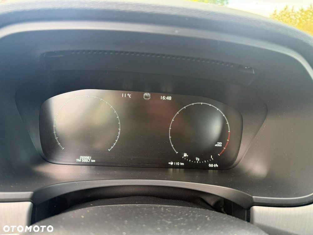 Volvo V90 - 17