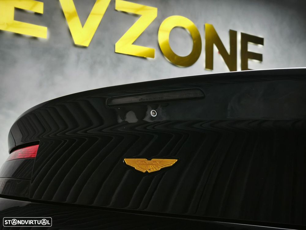 Aston Martin Vantage Roadster Sportshift - 29