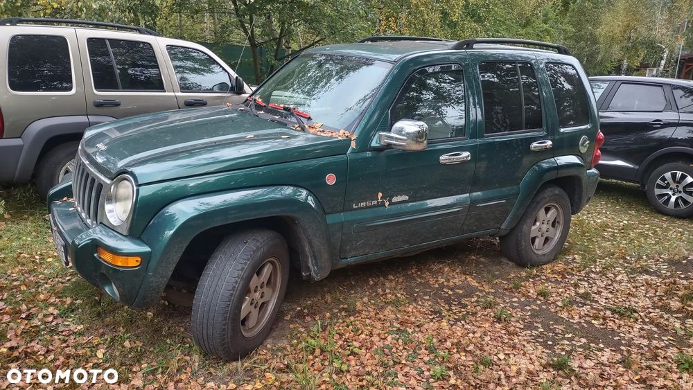 Jeep Liberty 3.7 4x4 - 8