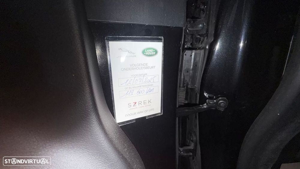 Jaguar XE 2.0 D200 R-Dynamic S - 39