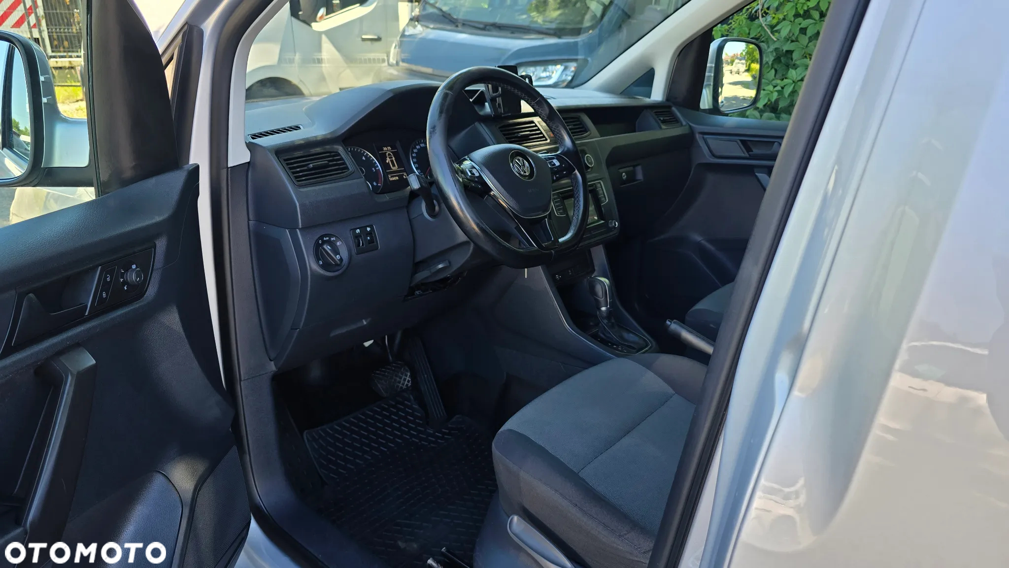 Volkswagen Caddy - 18