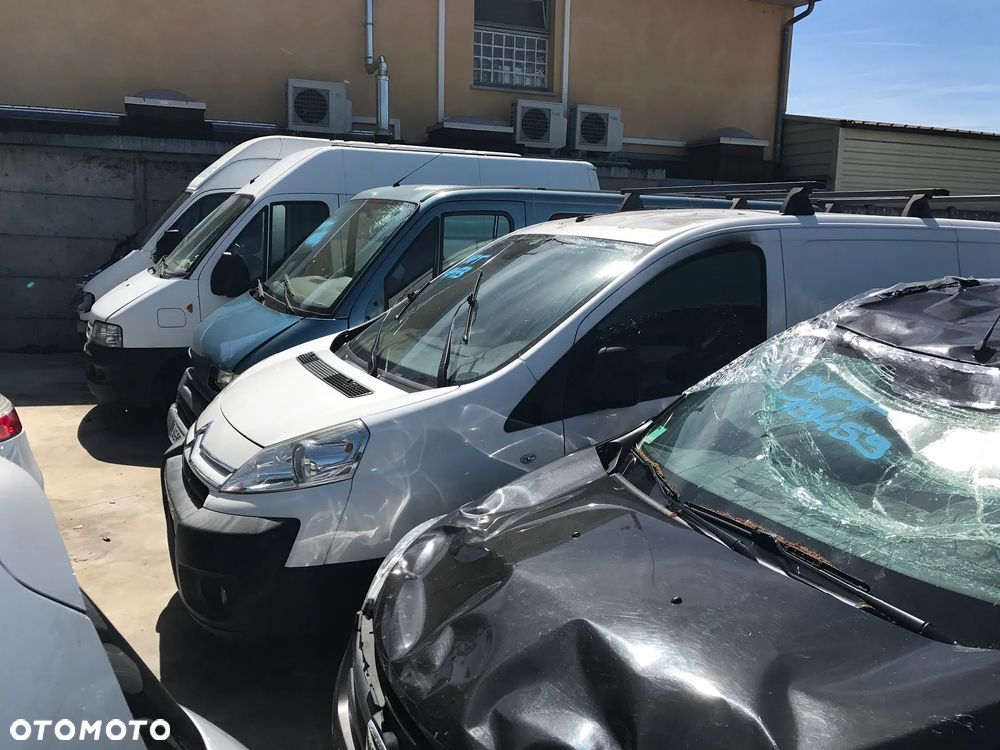 Citroen Jumpy II kompletne zawieszenie - belka tył