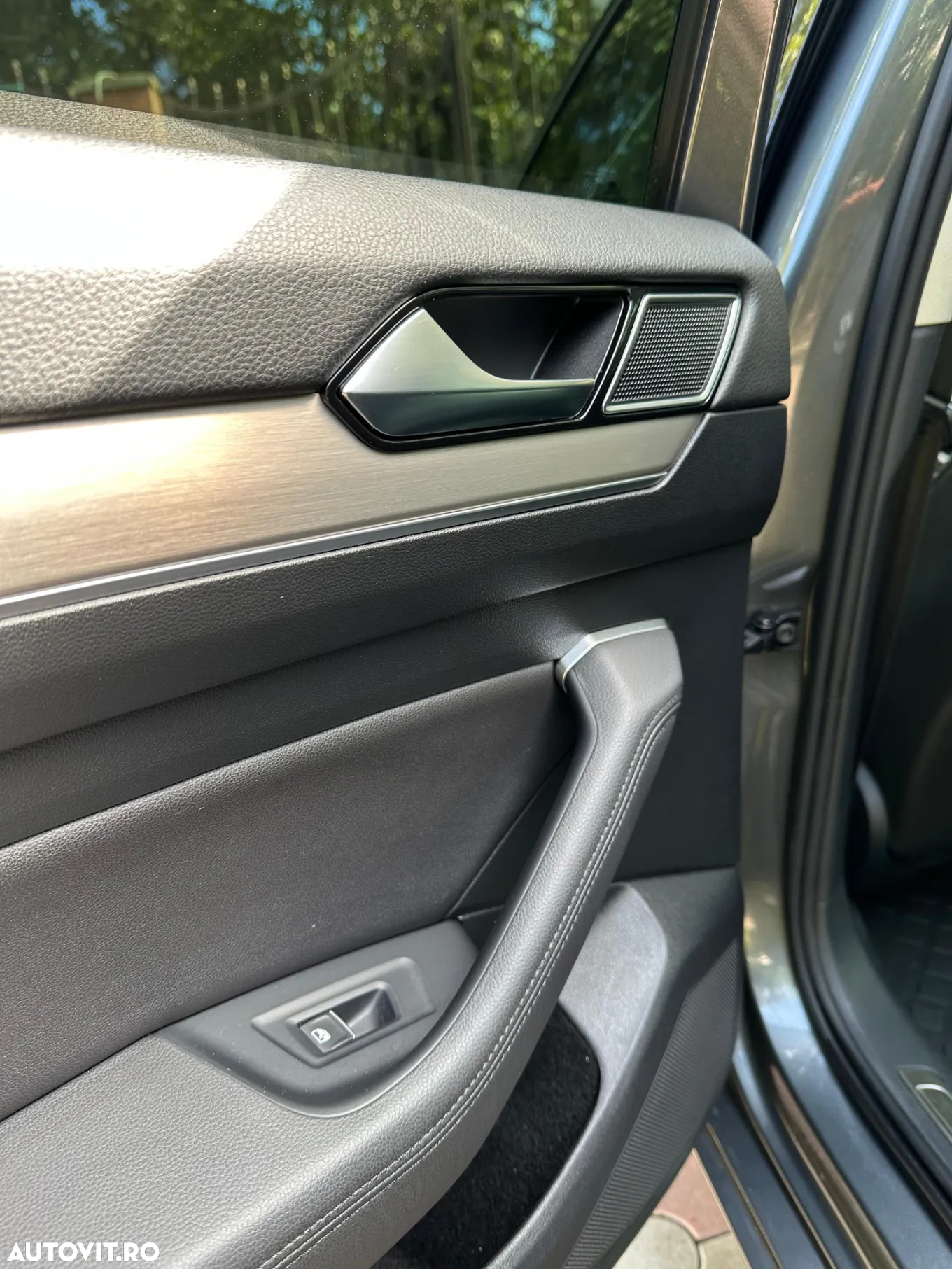 Volkswagen Passat 2.0 TDI DSG Highline - 15