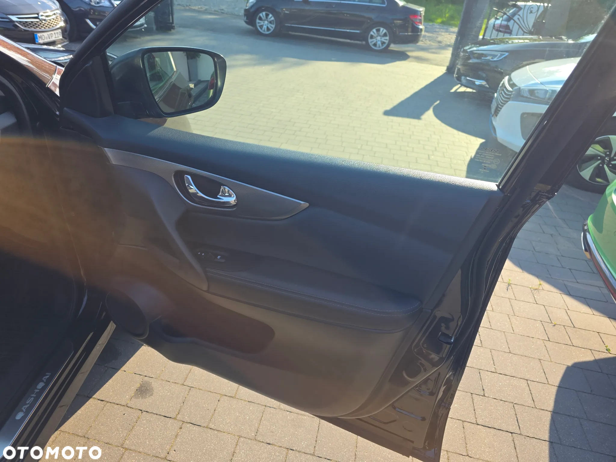 Nissan Qashqai 1.3 DIG-T DCT N-CONNECTA - 16
