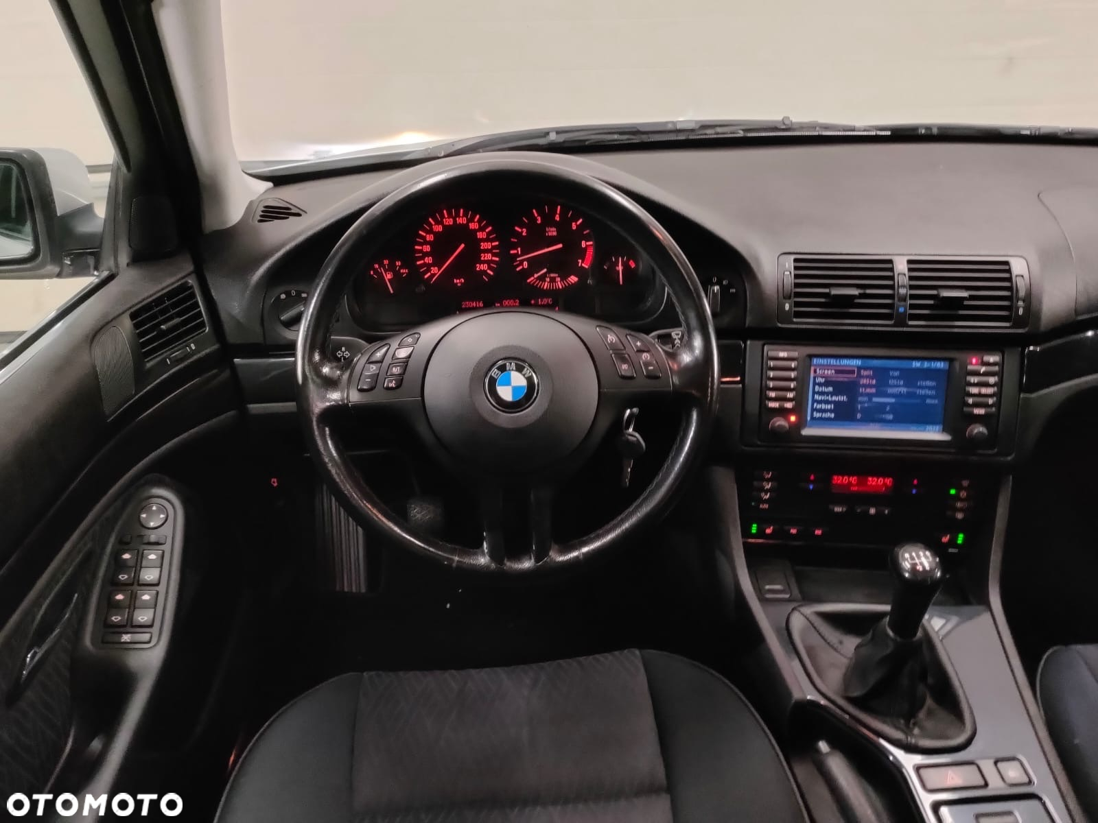 BMW Seria 5 525i - 18