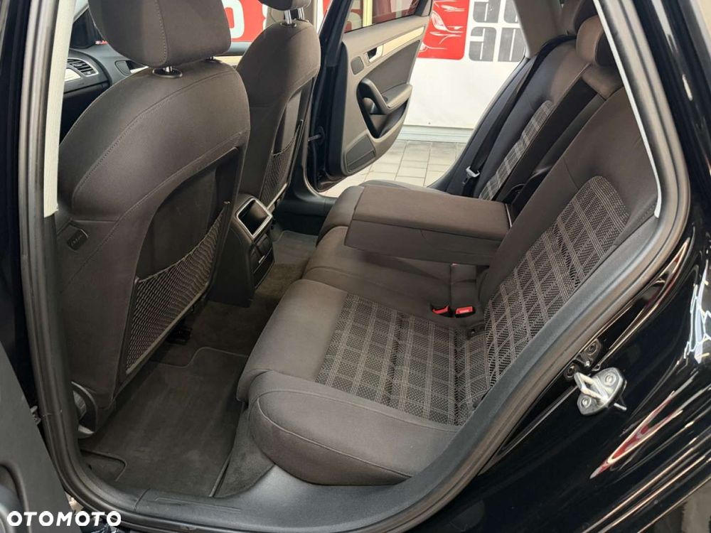 Audi A4 Avant - 31