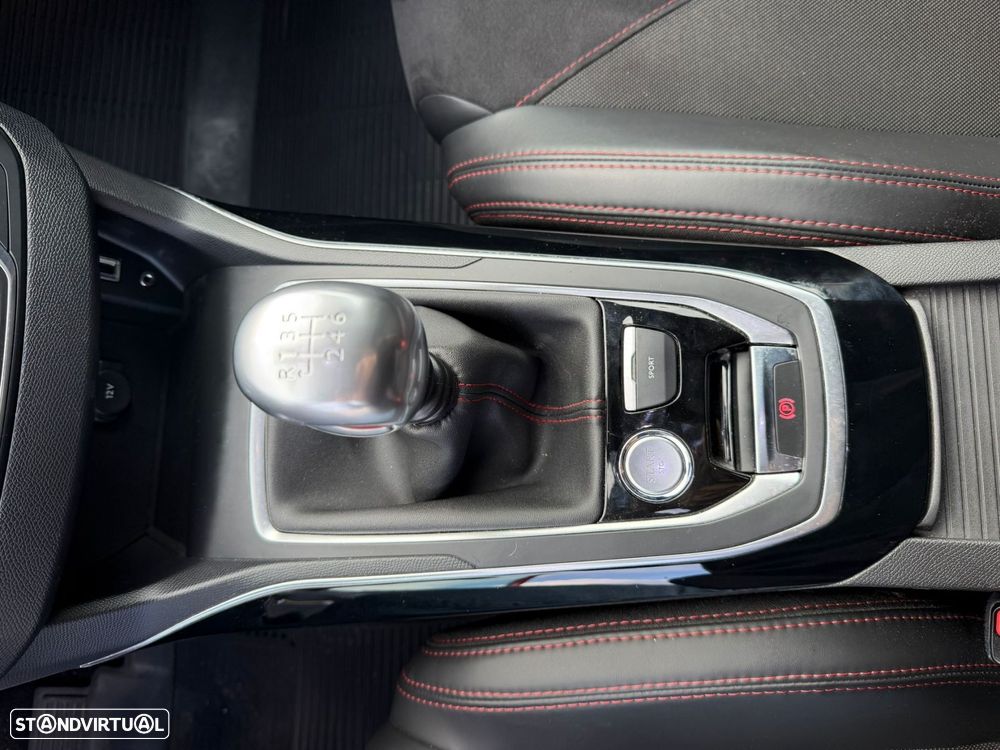 Peugeot 308 1.6 e-THP GTi - 36