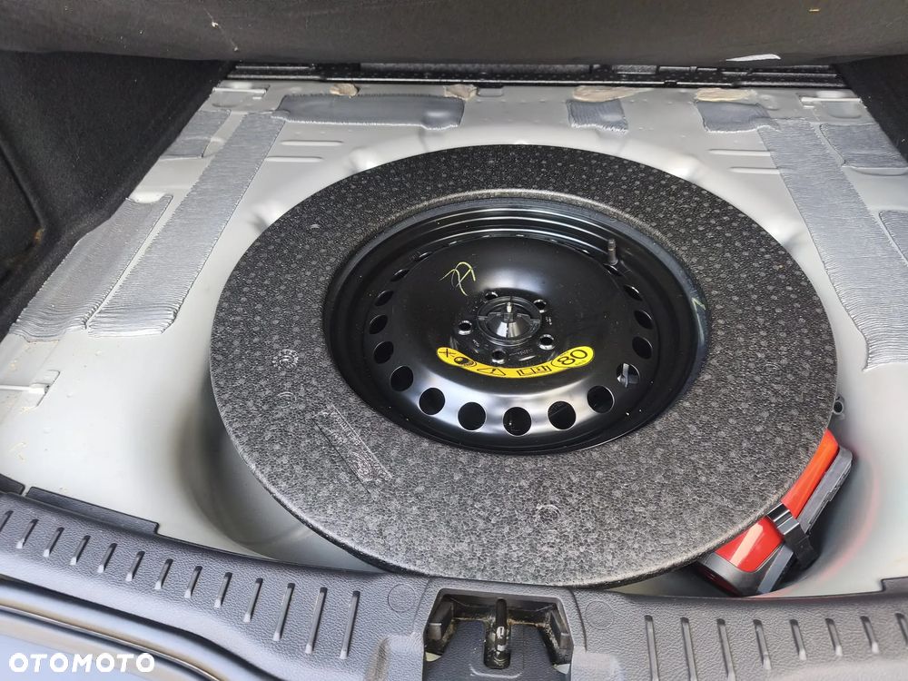 Ford Focus 1.5 EcoBoost Titanium ASS - 28