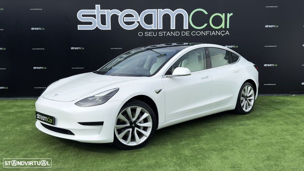 Tesla Model 3 Standard Range Plus RWD - 1
