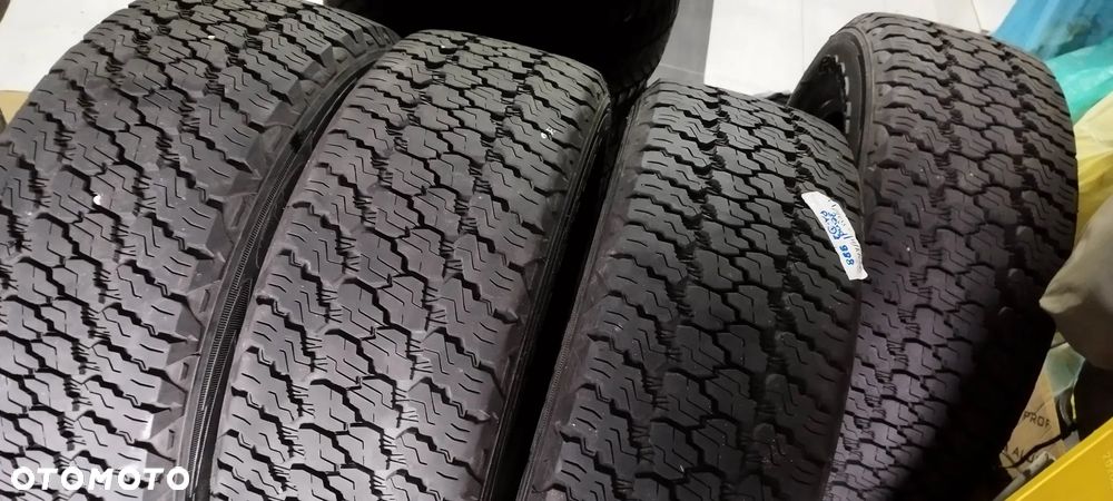 275/60/20 goodyear wrangler