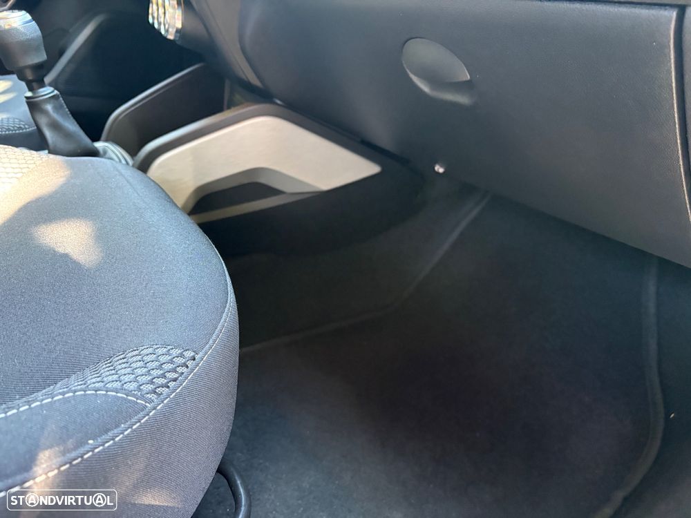 Dacia Duster 1.0 TCe Prestige - 8