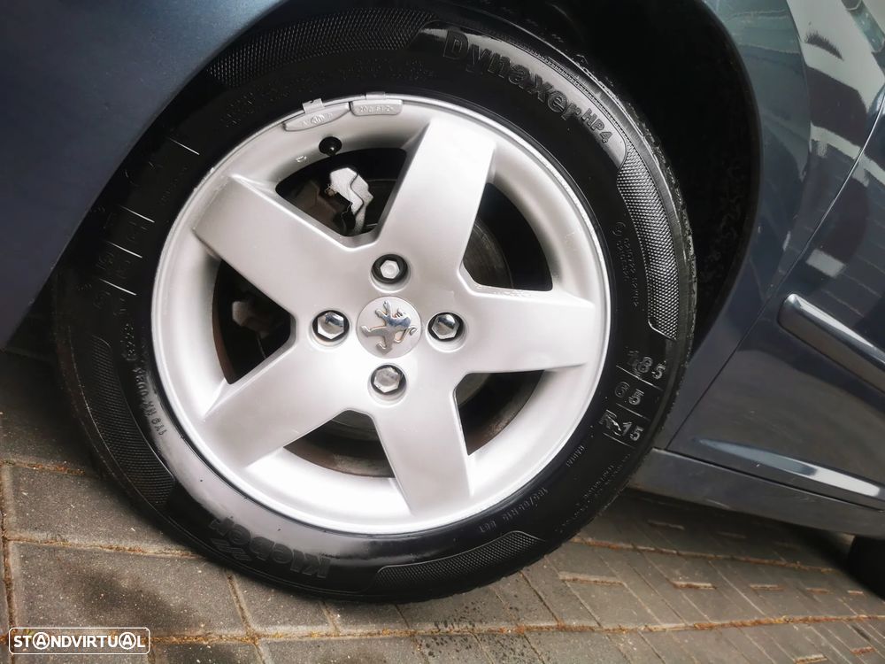 Peugeot 207 1.4 16V Sport - 5