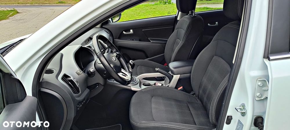 Kia Sportage 1.7 CRDI Business Line L 2WD - 13