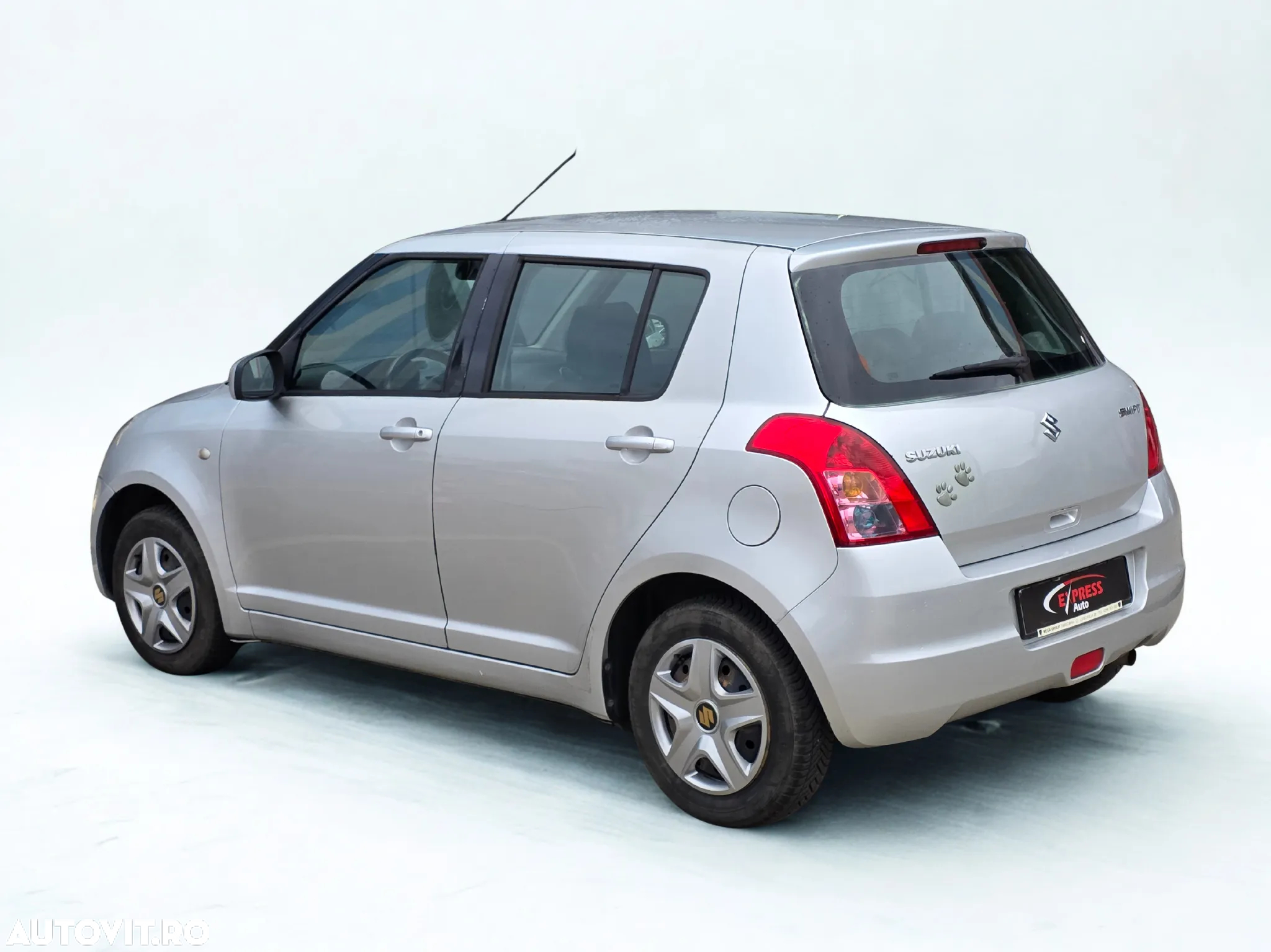Suzuki Swift 1.3 GLX - 5