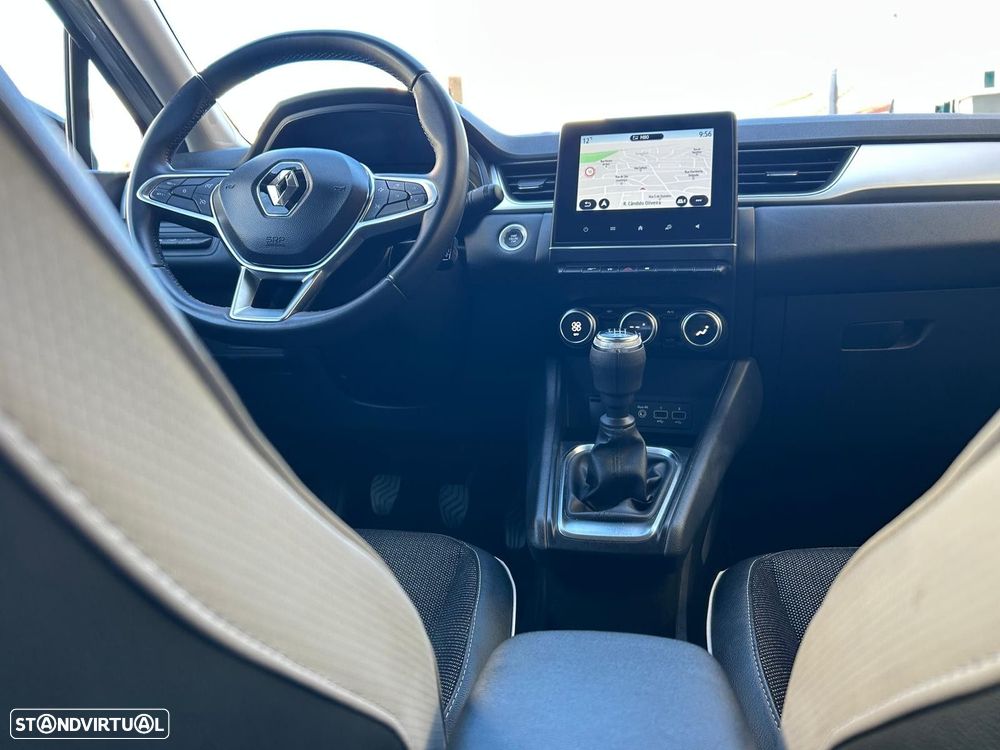 Renault Captur 1.0 TCe Techno - 24