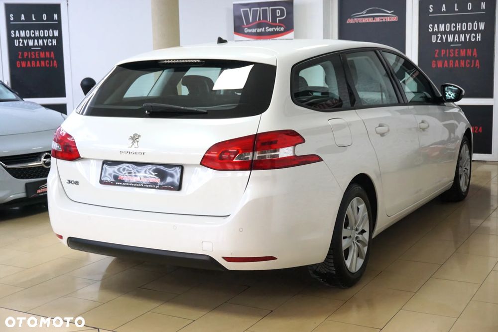 Peugeot 308 2019 photo 4