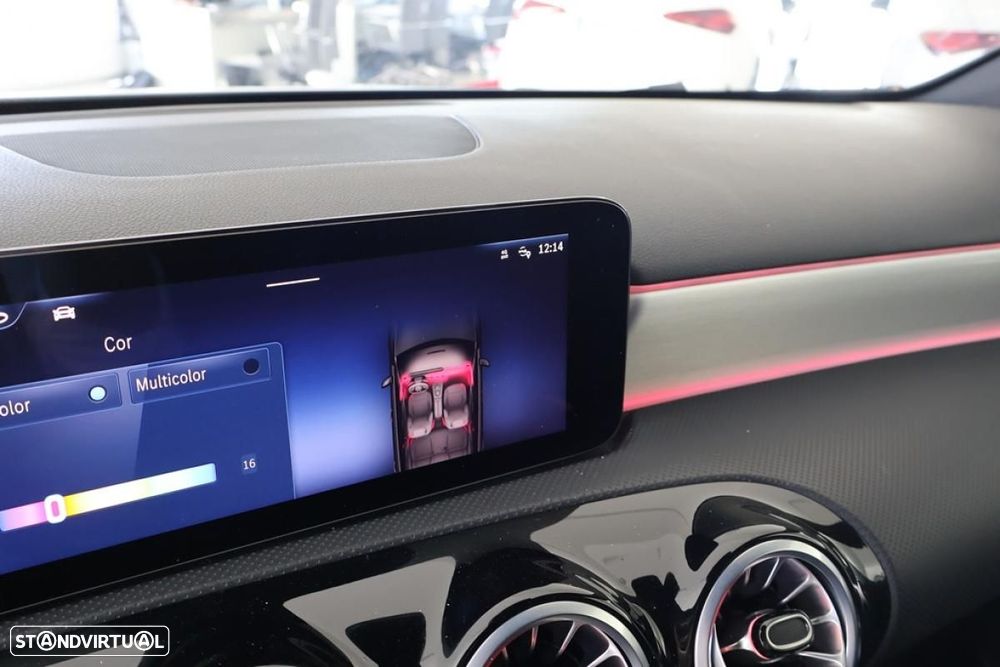 Mercedes-Benz A 250 e - 40