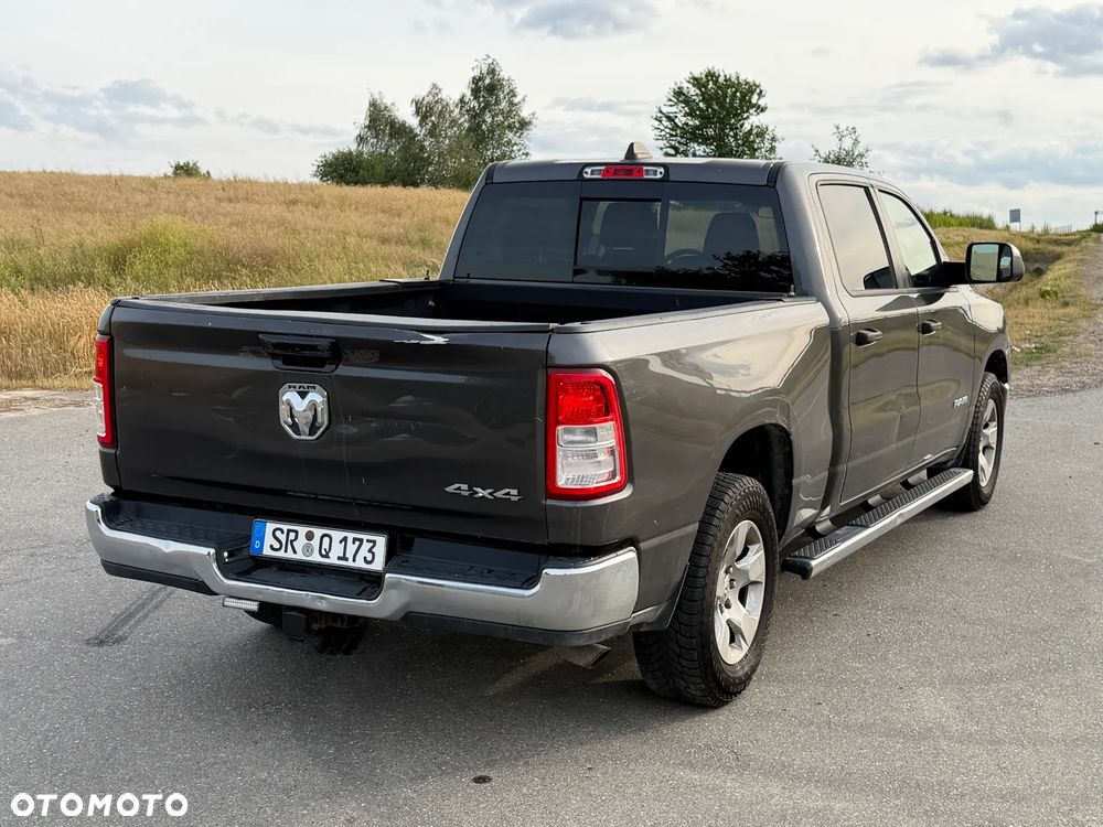 Dodge RAM 5.7 4x4 - 15