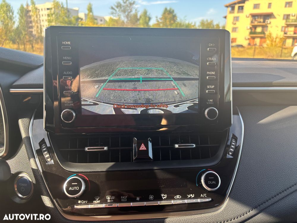 Toyota Corolla 1.8 HSD Dynamic - 9