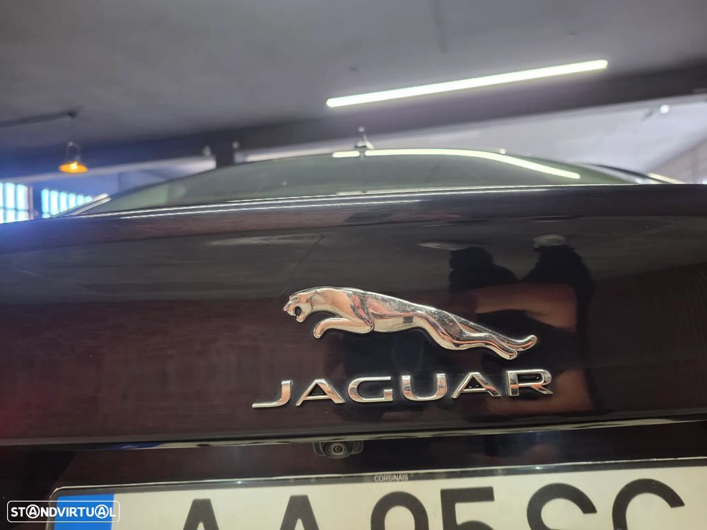 Jaguar XE E-Performance Aut. Prestige - 23