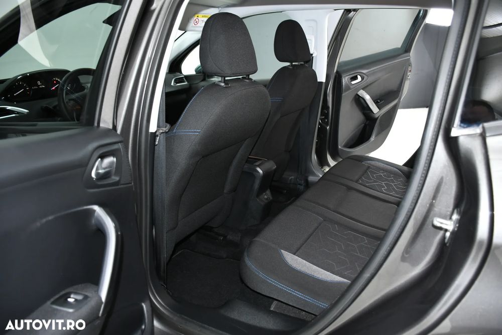 Peugeot 2008 PureTech 82 Active - 15