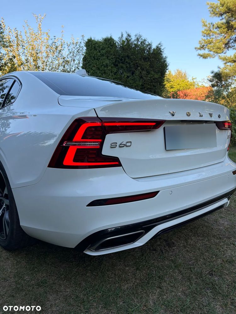 Volvo S60 B4 B R-Design - 21