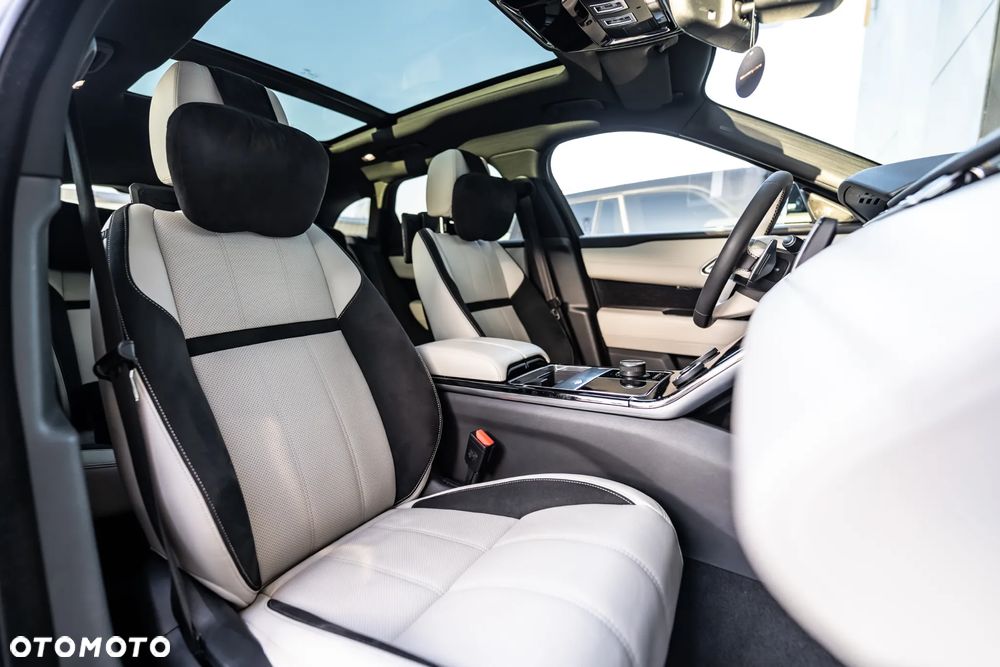 Land Rover Range Rover Velar 3.0d R-Dynamic SE - 39