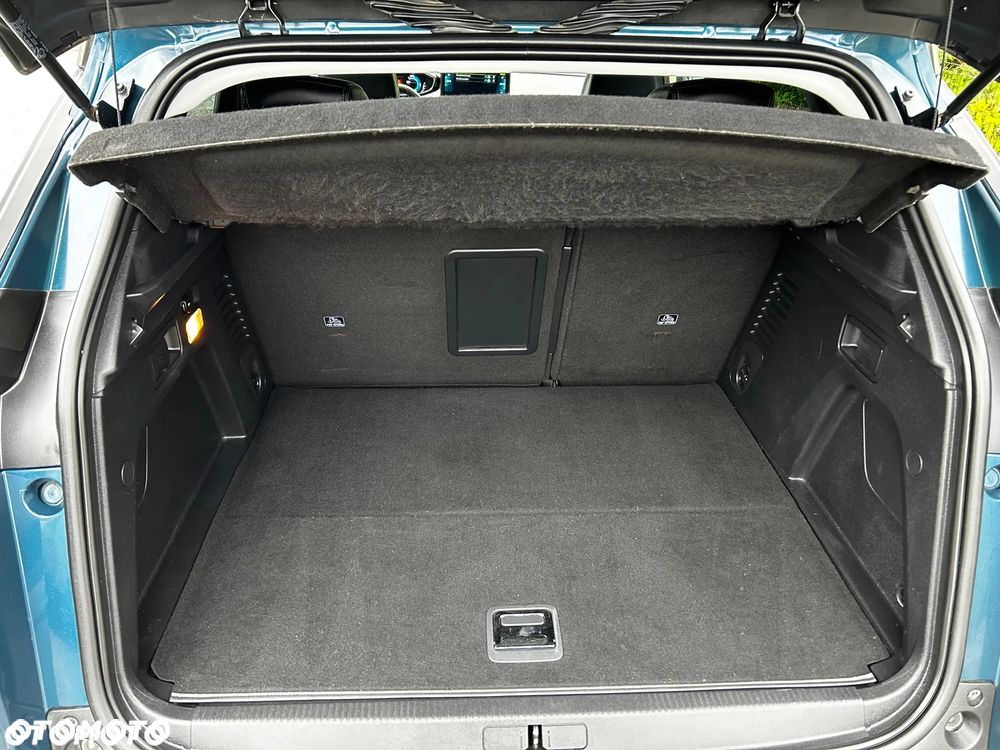 Peugeot 3008 225 e-EAT8 Allure - 40