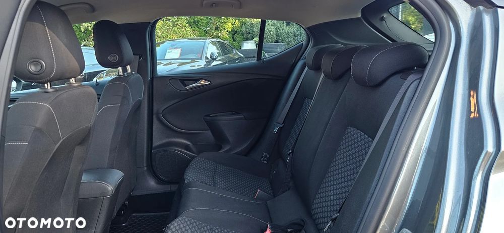 Opel Astra V 1.4 T Enjoy S&S - 17