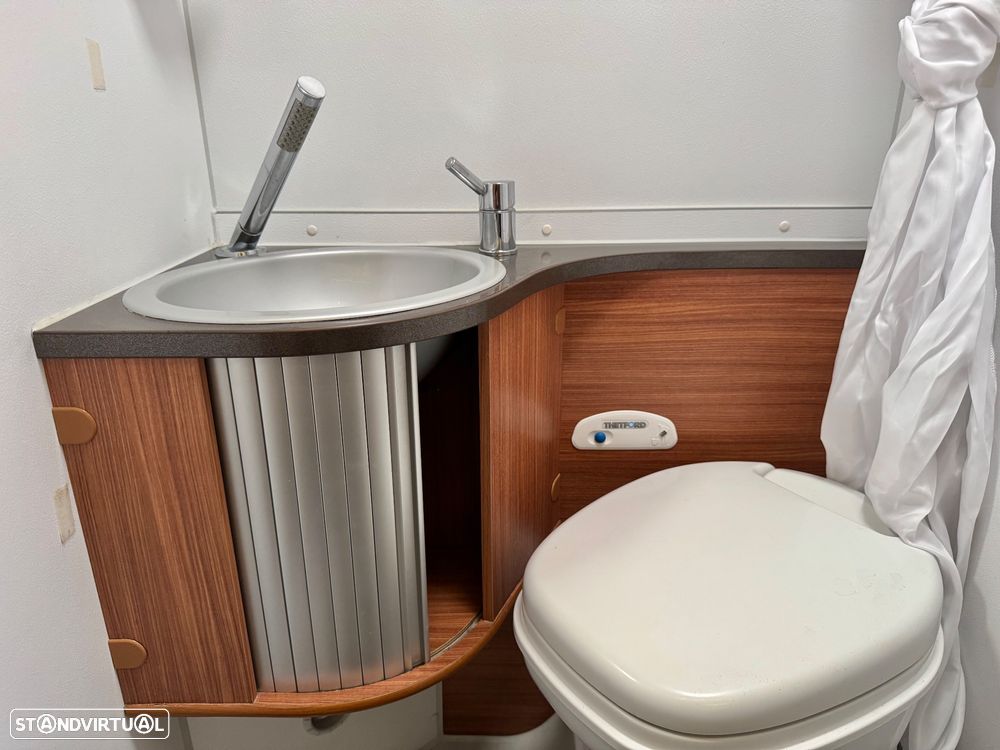 Adria Twin Active 5.40M 2014 - 24