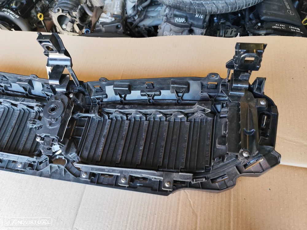 BMW 3 G20 GRELHA FRENTE - G096 - 2