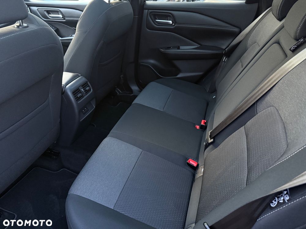 Nissan Qashqai 1.3 DIG-T MHEV N-Connecta - 36