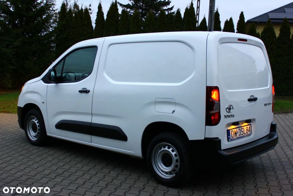 Toyota PROACE CITY BLASZAK 2 OSOBOWY 1.5 D-4D 100KM PEWNE AUTO FV23% - 14