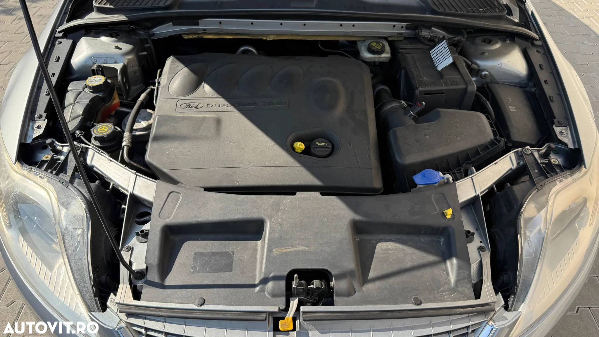 Ford Mondeo - 12