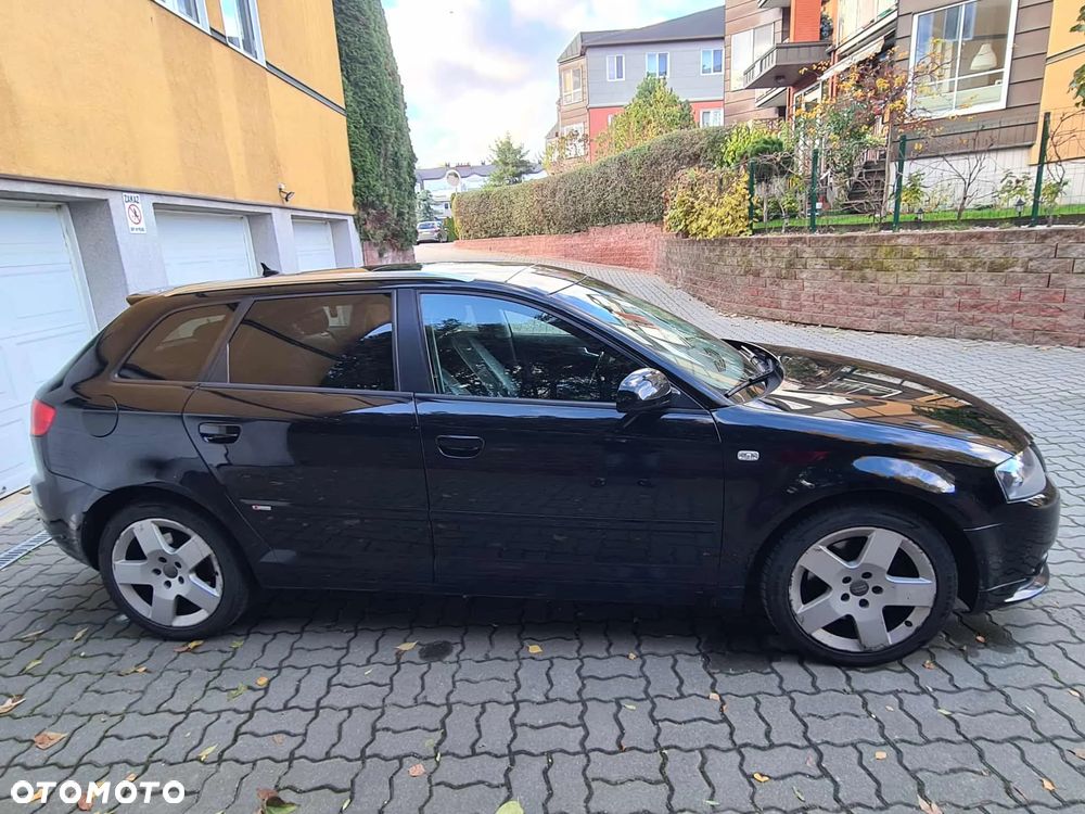 Audi A3 Sportback - 4