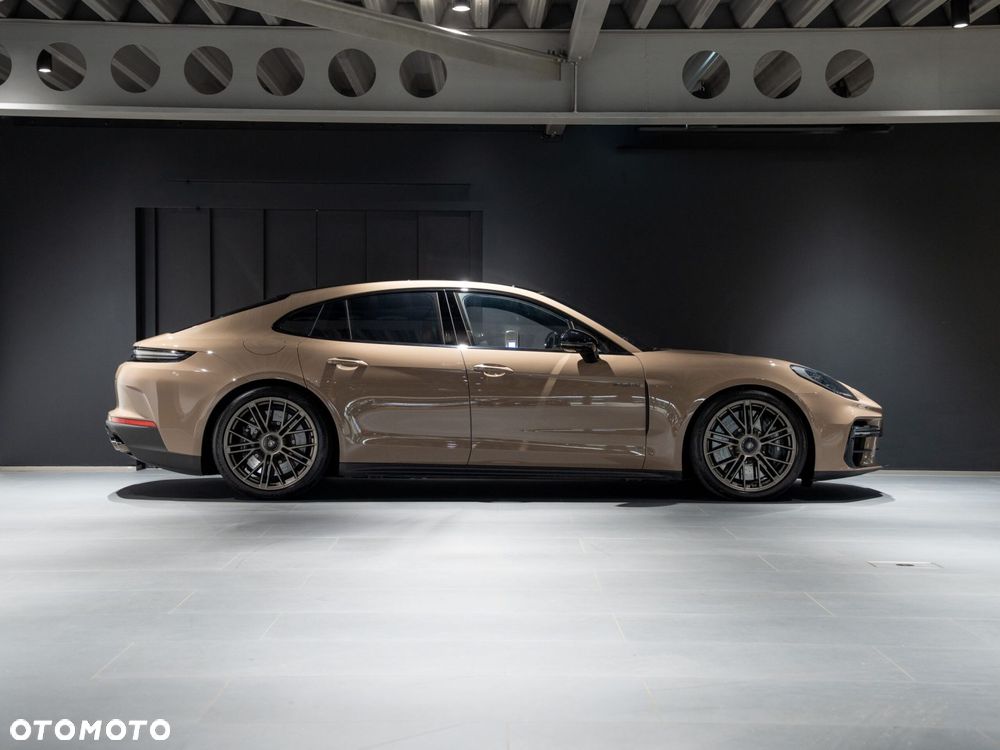 Porsche Panamera 2024
