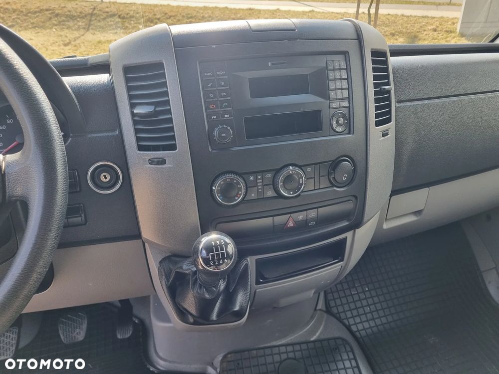 Volkswagen Crafter - 12