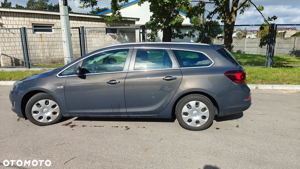 Opel Astra 1.7 CDTI Cosmo - 9