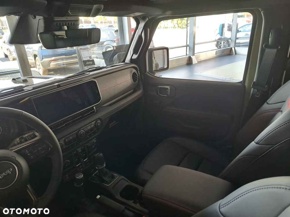 Jeep Wrangler - 17