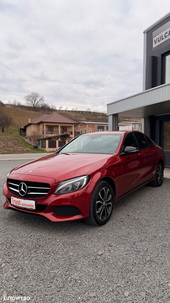 Mercedes-Benz C 220 d 4Matic 7G-TRONIC Avantgarde - 2