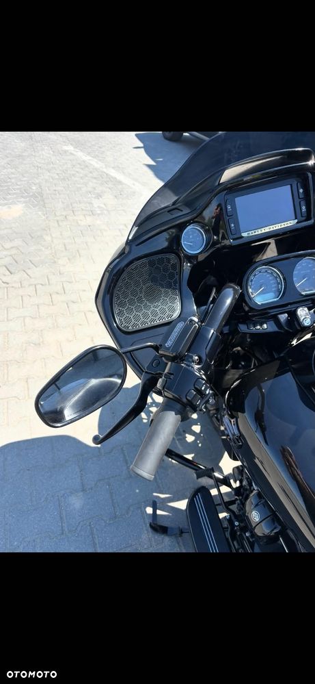 Harley-Davidson Touring Road Glide - 3