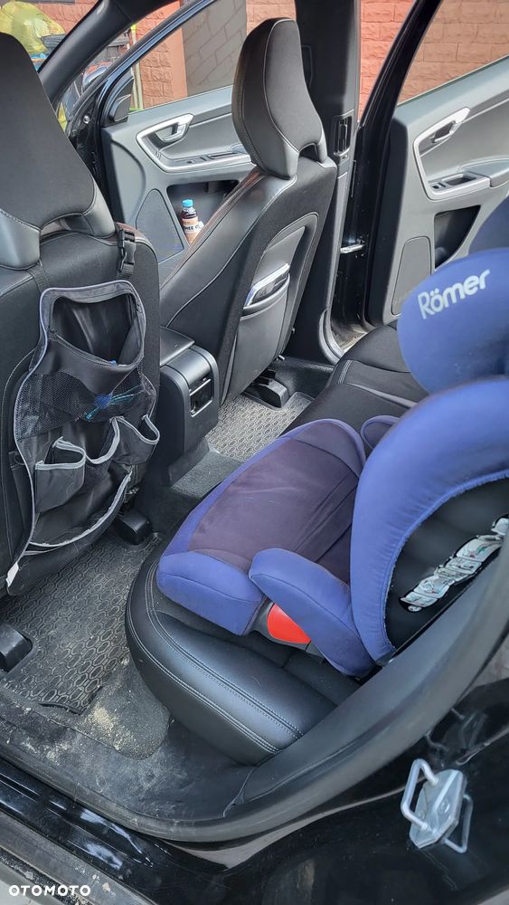 Volvo XC 60 D3 Drive-E Momentum - 8