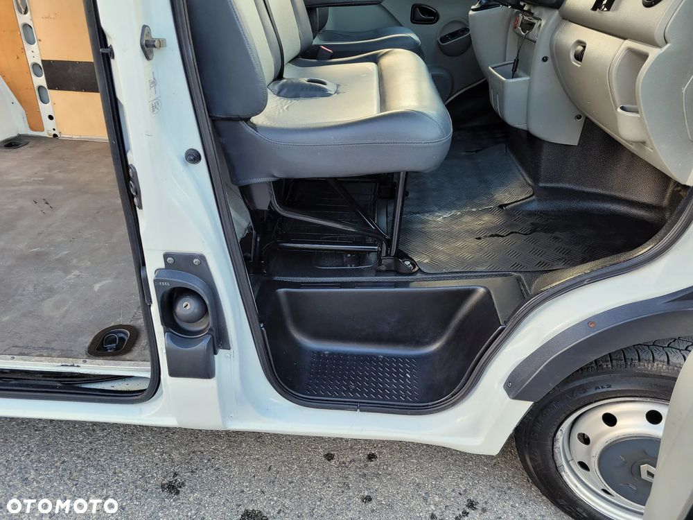 Renault Master - 32