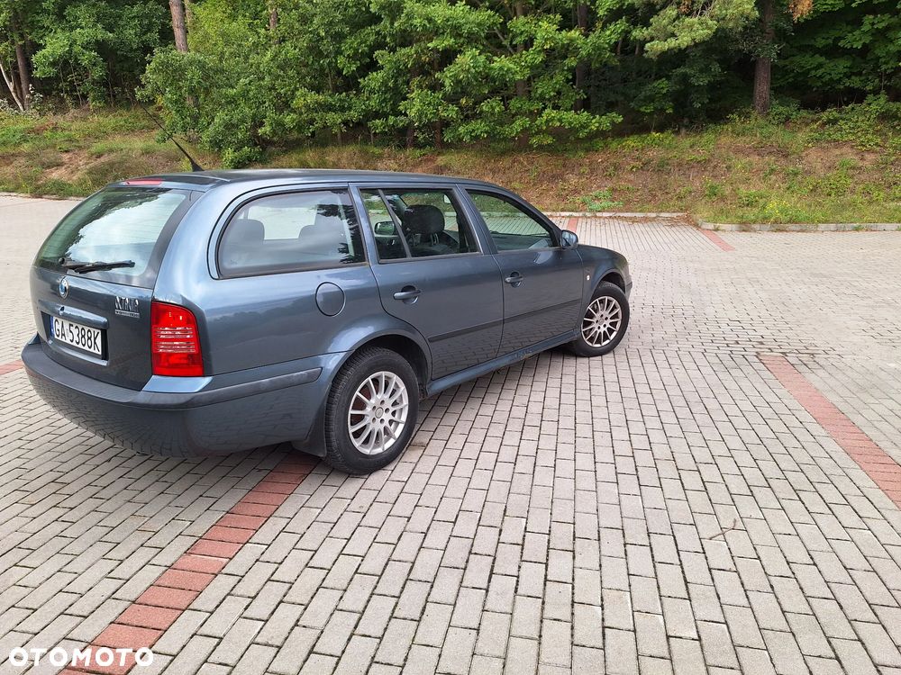 Skoda Octavia 1.9 TDI Ambiente - 11